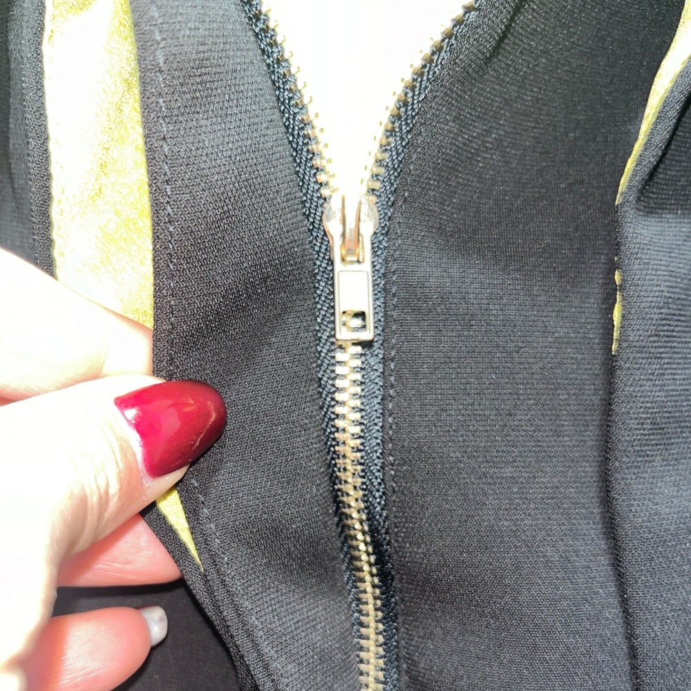 Peplum cape top - Picture 2 of 5